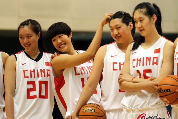 [流言板]不留情面！庫茲馬三分不中已9中0，多爾特命中三分領先30分