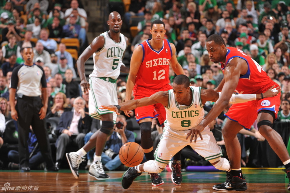 燕云十六聲白駒飛霞馮如之怎么逃課