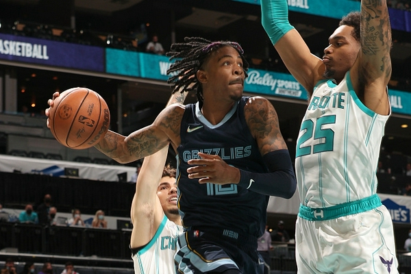 科瓦奇：阿德耶米漸漸明白“即便是前鋒也需要承擔(dān)回防任務(wù)”