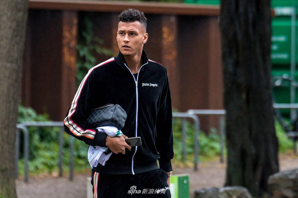 弗洛倫齊：米蘭和上賽季判若兩隊，阿萊格里知道如何贏得意甲冠軍