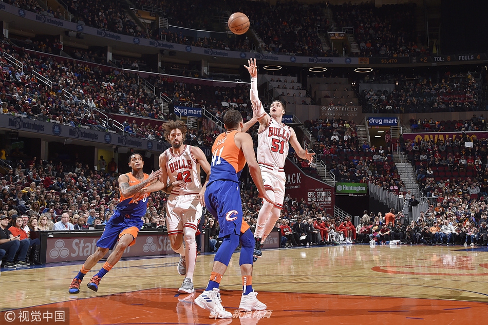 7500萬值不值！迪亞斯首秀2次連線凱恩助其戴帽，并完成1球2助