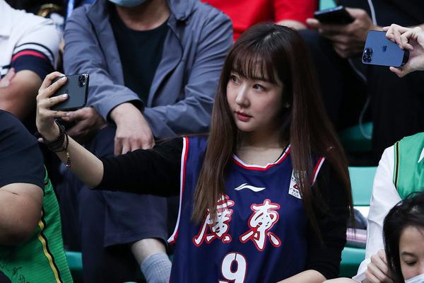 我的世界刷鐵塔怎么做