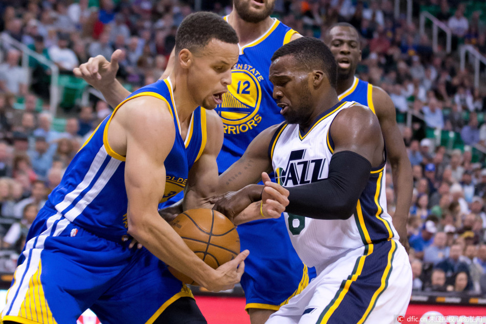 韋世豪、胡荷韜：年輕球員的加入為國足帶來良性競爭