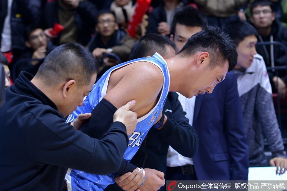 人美氣質(zhì)佳??籃網(wǎng)中國官方啦啦隊成員小鞠婧祎了解一下？