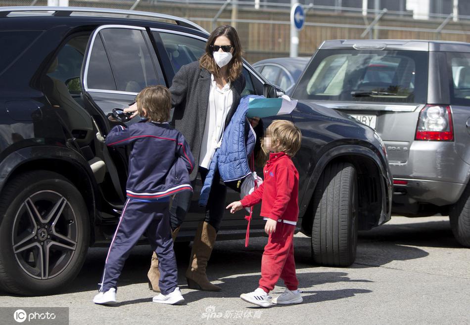 01月14日 NBA常規(guī)賽 灰熊vs火箭 全場錄像回放