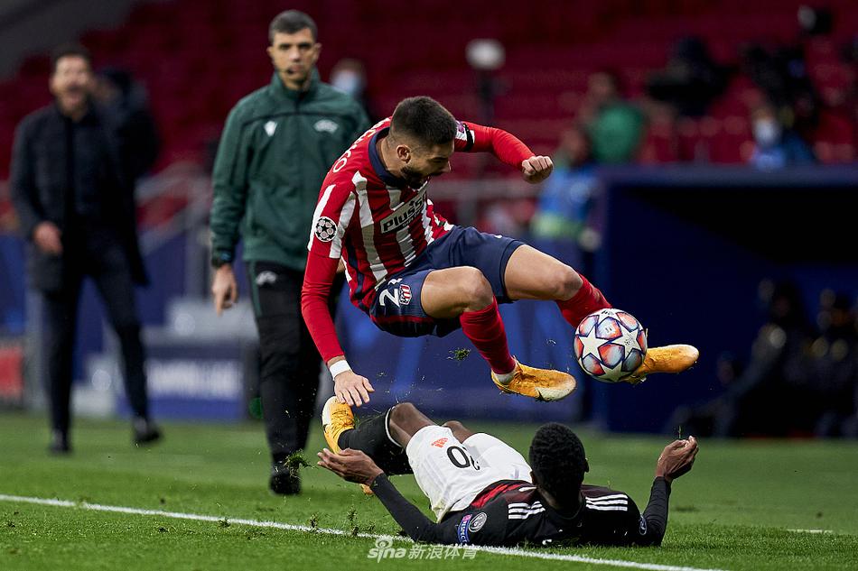 郵報：老特拉福德將舉辦慈善晚宴，為名宿協(xié)會和基金會籌款