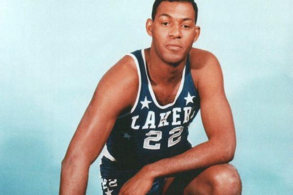 德天空：曼城繼續(xù)就引進(jìn)馬爾穆什進(jìn)行談判，希望快速敲定交易木子                                                                2025-0
