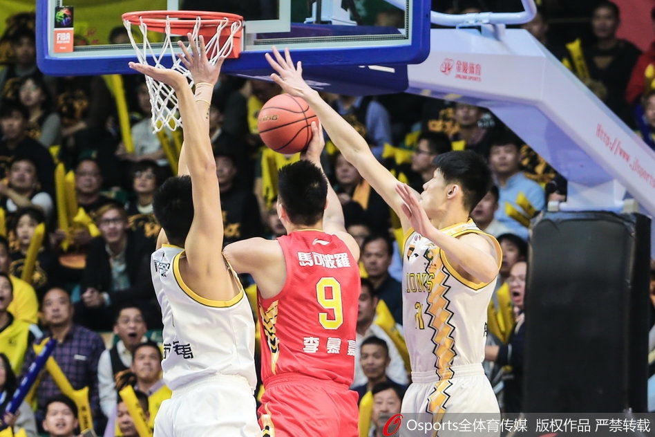 科內(nèi)談戰(zhàn)平冰島：下半場我們表現(xiàn)有提升 阿克利烏舍發(fā)揮重要作用