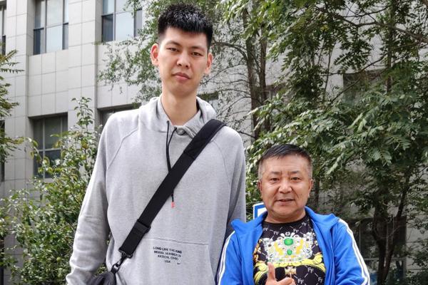 艾沙江發(fā)文告別廣州隊：這應該是我最不愿意過的生日
