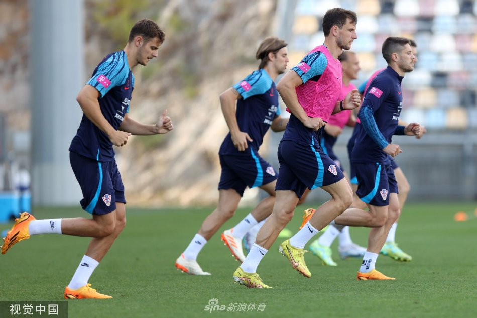 在神秘的洛克王國里，眾多玩家對寵物夢黎的神秘面紗仍舊一無所知。今日，小編將揭開這層神秘的面紗，帶來《洛克王國》夢黎的獨門獲取秘籍，讓每一位向往夢黎的小伙伴都能一探究竟！趕緊跟隨我們的步伐，讓我們一起揭
