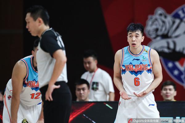 1、擊敗特定敵人  通過擊殺游戲中的BOSS、游蕩者或雇傭兵，有一定幾率掉落四級作戰(zhàn)頭盔。建議優(yōu)先刷高等級敵人區(qū)域，掉率相對更高。2、完成NPC任務完成NPC“老吳”發(fā)布的“廣告效應”任務后，可解鎖S
