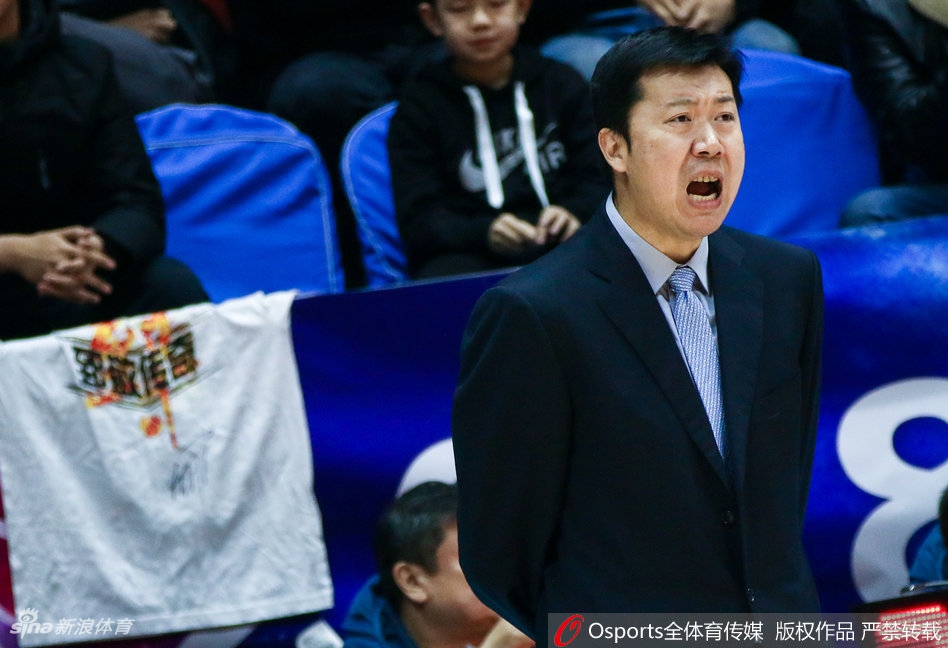 伊布：我永遠是米蘭人，紅黑軍團給予了我一切地精殺手                                                                2025-10-16 
