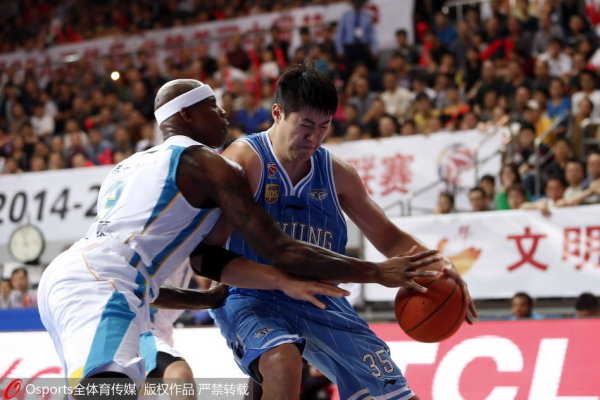 別眨眼！約基奇“推球”快發(fā) 布勞恩速推反擊助飛戈登空接暴扣！