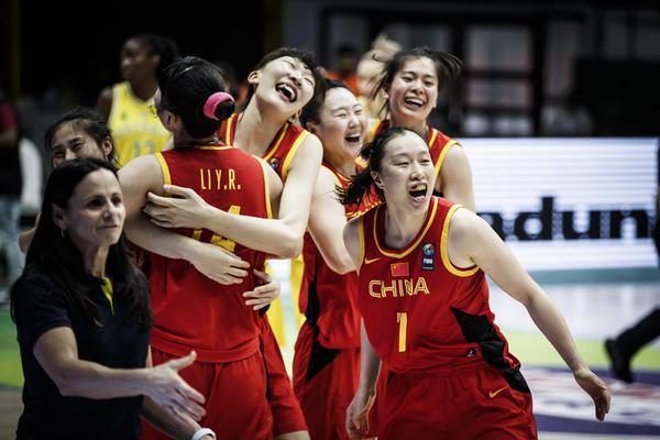 小羅社媒祝賀老東家米蘭奪冠：干得好，小伙子們！