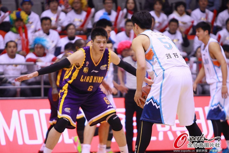 里爾總監(jiān)：即使帕瓦爾愿意回歸，我們也無力承擔(dān)轉(zhuǎn)會費