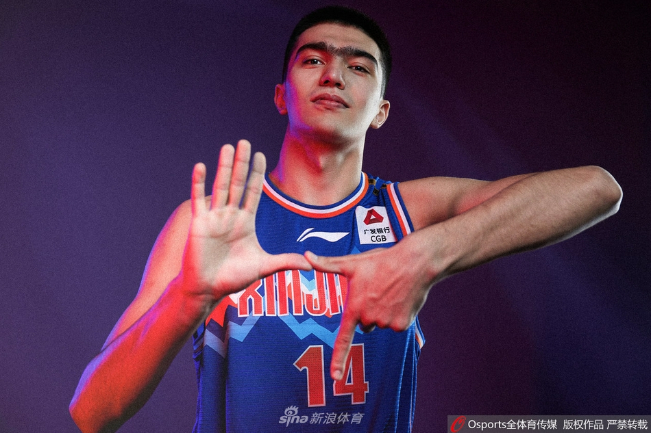 同年DPOY+MVP+FMVP？阿賈中投絕殺+34分14板??助王牌奪冠軍點