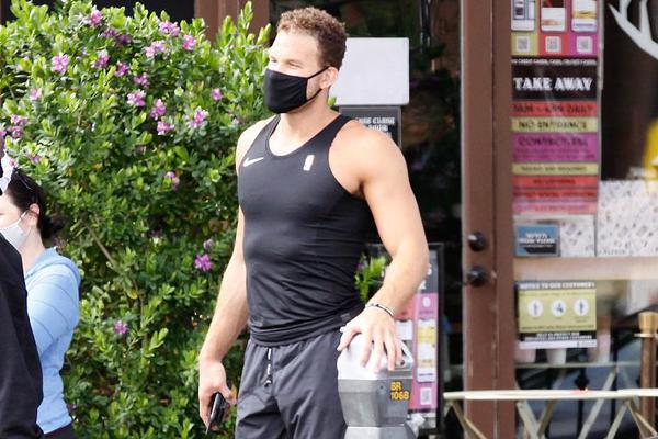 尊龙旗舰厅最新版