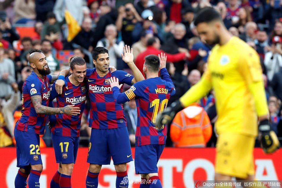 克萊女友馬冬梅更新社媒曬二人合照：熱戀女孩??