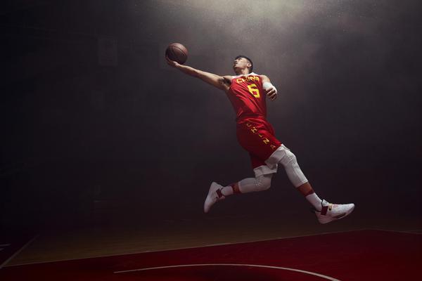 《希望OL》新區(qū)“流云群島”專屬玩法雷霆試煉場上線