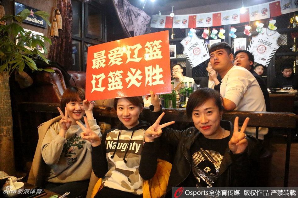 孔蒂：歡迎維爾加拉進(jìn)入名單，德布勞內(nèi)可以在4-5-1中回撤接應(yīng)微糖少冰                                                                2