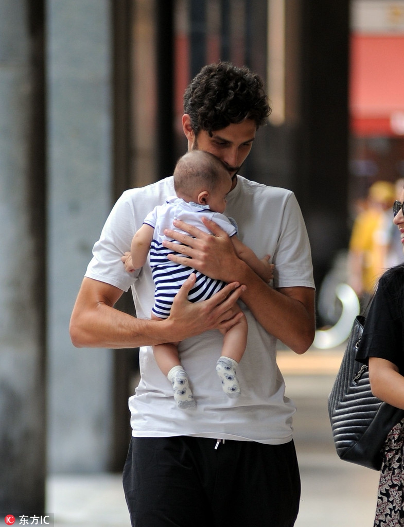 字母哥：不喜歡和現(xiàn)役球員一起訓練 比如勒布朗 我很想和瓜哥練