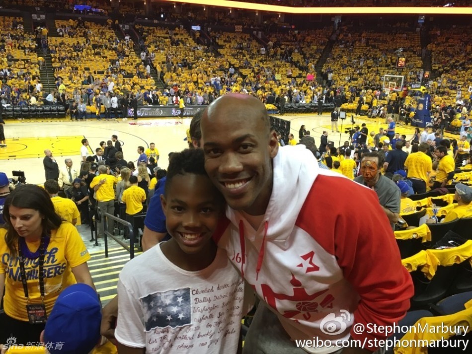 堅持就是勝利！字母哥：初次見到妻子我很害羞 曾在2015年被拒絕