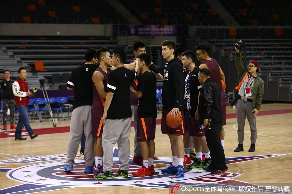 在《永遠的蔚藍星球》這款手游中，玩家需通過搭配多樣化的陣容來攻克各類關(guān)卡挑戰(zhàn)。其中，不少玩家對遺跡奪寶第6關(guān)的通關(guān)方式感到困惑。為此，本文將分享詳細的通關(guān)攻略，幫助大家順利突破該關(guān)卡，感興趣的玩家不妨
