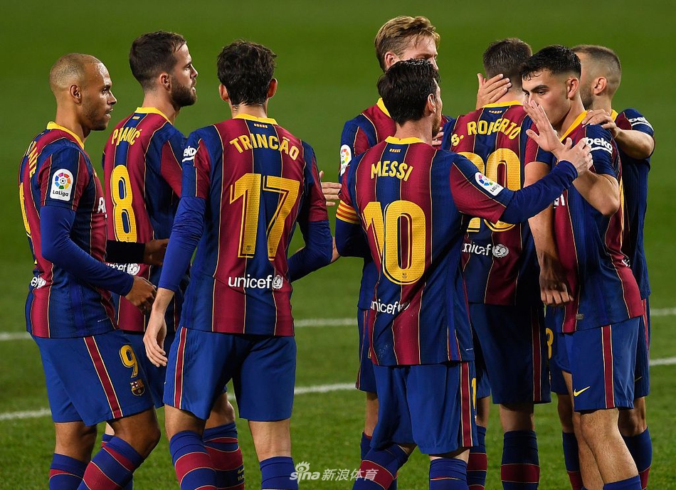 免費白嫖獲取技巧攻略 香腸派對S8黃金季票獲取方法介紹