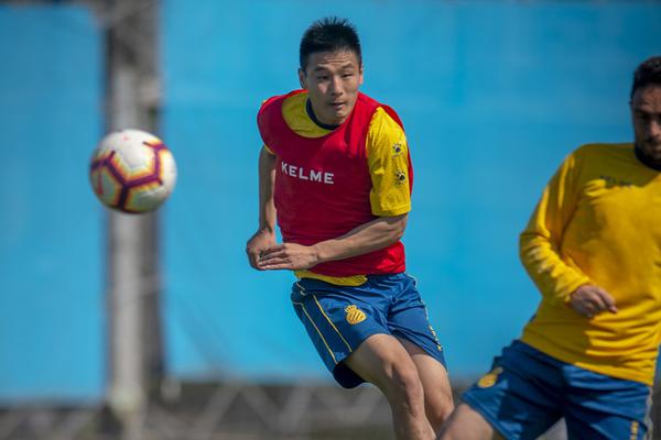 庫爾圖瓦：我們本可以更早終結(jié)懸念；阿隆索要求全員防守和施壓