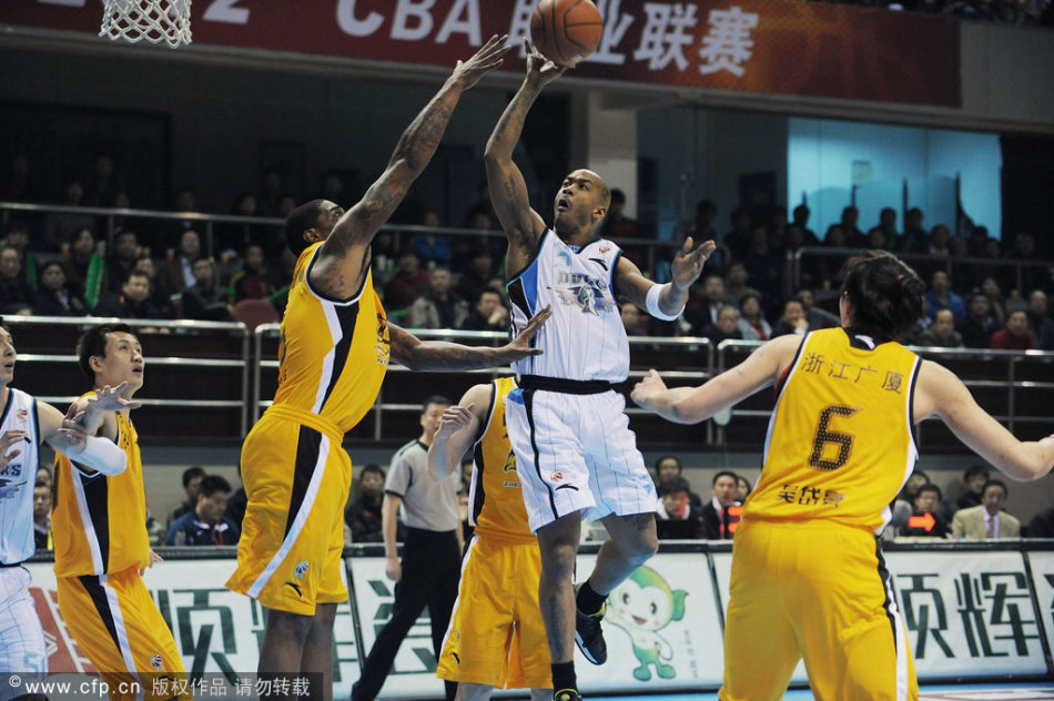 TA：切爾西計(jì)劃挖前紅軍球探總監(jiān)，讓其擔(dān)任高級體育領(lǐng)導(dǎo)職務(wù)