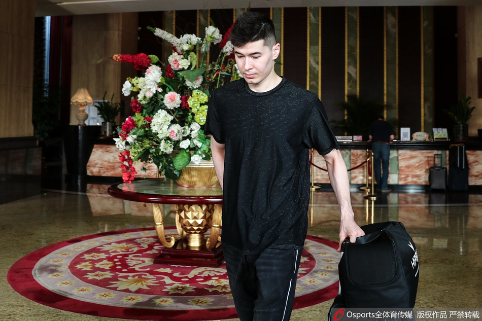 頂級戰(zhàn)力！26歲姆巴佩國家隊近5場5球，距隊史射手王吉魯僅差4球