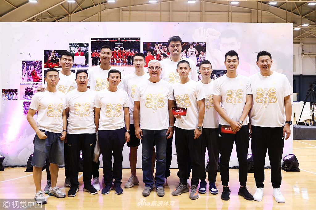 迪馬利亞ins評論梅西：永遠(yuǎn)不要停下腳步，我的GOAT朋友！