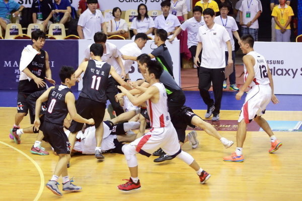 如何獲取下一站江湖2中的夾谷酒配方？夾谷酒是下一站江湖2中的一種特殊酒水，使用后能夠獲得buff效果。想要獲得夾谷酒，需要先獲取其配方。本文將為大家詳細介紹夾谷酒配方的獲取方法，幫助大家制作出這款強力
