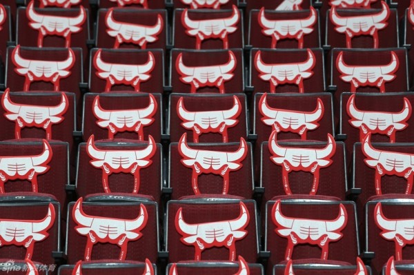 《無限暖暖》圍巾蚯蚓捕捉