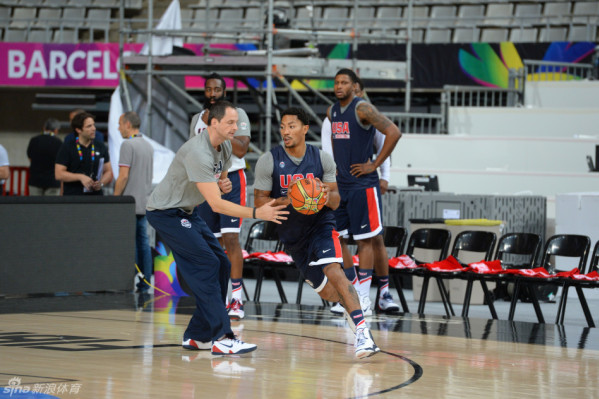 馬卡：維尼修斯在家中修建匹克球場地，成為皇馬球員的聚會場所