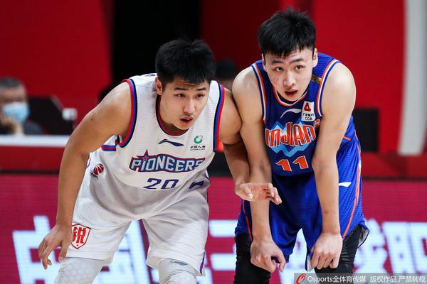 [流言板]果斷換人！下半場僅打50秒，雷迪克用芬尼