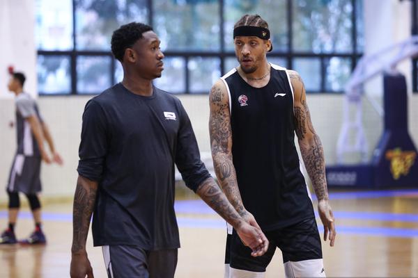 [流言板]NBA更新新秀榜：卡斯爾居首，米西、韋爾斯上升至二、三