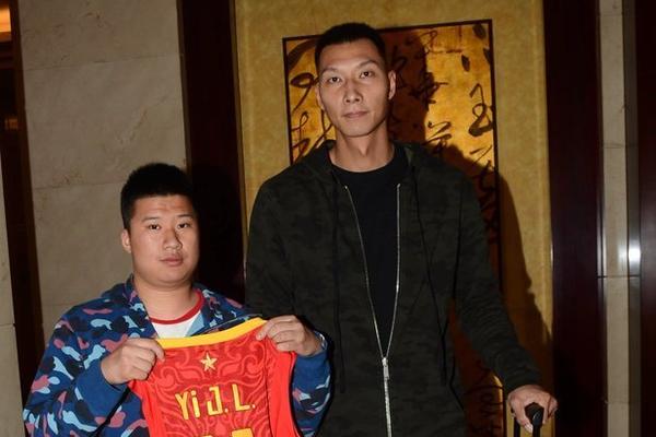 富勒姆主帥：無(wú)法理解曼聯(lián)的進(jìn)球沒(méi)被吹掉，希望判罰標(biāo)準(zhǔn)保持一致