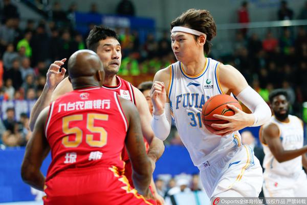 京媒：鄭州大雨，河南隊、國安隊賽前踩場訓練全部確認取消德里森                                                                2025-0
