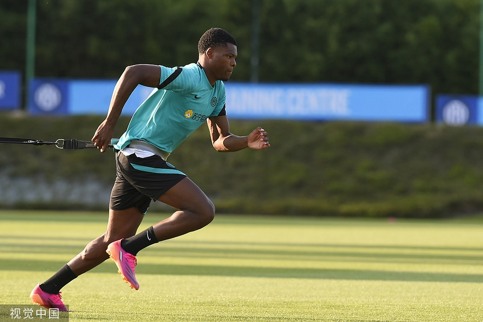 TA：阿隆索告知恩德里克很難有穩(wěn)定出場時間，但他仍決定留隊