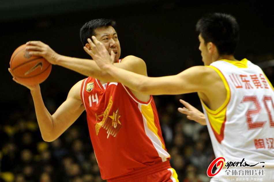 《代號二杠三》卡羅角色故事立繪推薦