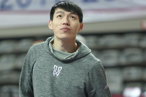 華子關鍵時刻殺死比賽！英格爾斯：當擁有最好球員時會發(fā)生這樣事