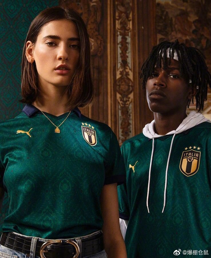 2025年10月23日 11:27:20 | 體育24小時熱點                 歐冠聯(lián)賽階段第3輪，利物浦客場5-1擊敗法蘭克福，止住各項賽事4連敗。薩拉赫替補登場16分鐘。BBC報道
