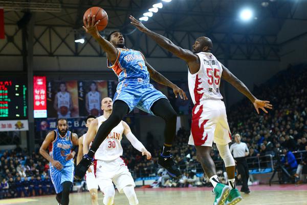 香腸派對 SS15爆料 魔法寶箱驚喜降臨 開啟寶箱即可獲取海量福利