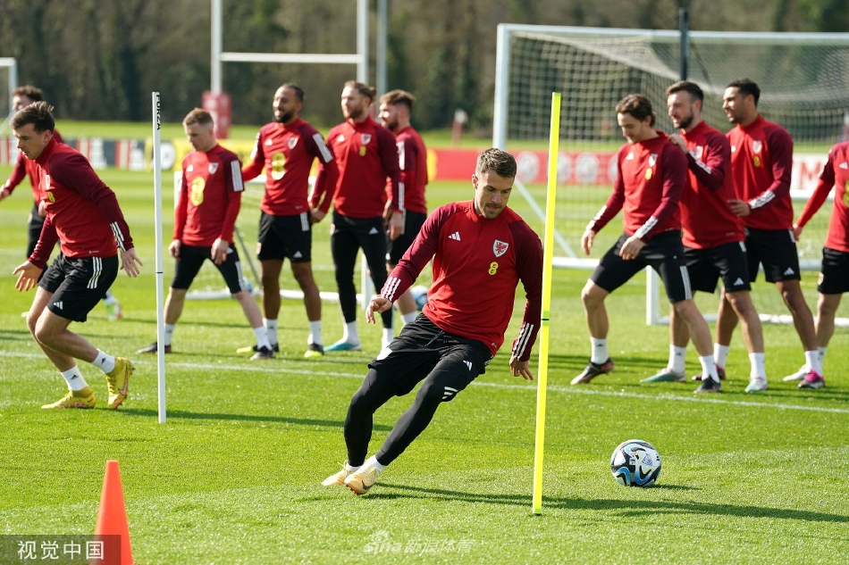 切爾西連續(xù)三場比賽都有人被罰下 本賽季已四次吃到紅牌