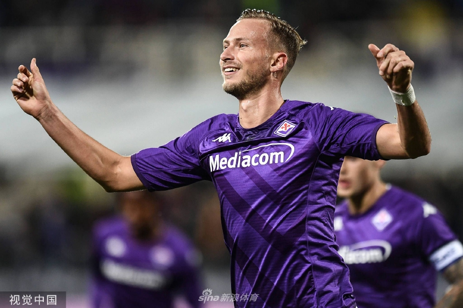 大馬?。狐c(diǎn)球有爭議，以一場失利作為世預(yù)賽收官令人苦澀