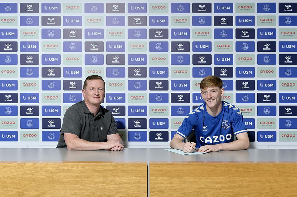 天空首席記者：過去曼聯(lián)輸球讓人震驚，現(xiàn)在贏球才令人意外