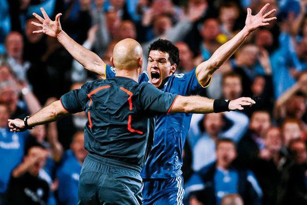 2025年09月14日 11:29:01 | 體育24小時熱點                 中超聯賽第24輪，北京國安客場0-2不敵河南隊，落后領頭羊成都蓉城5分。據媒體人李平康報道，國安在下一輪
