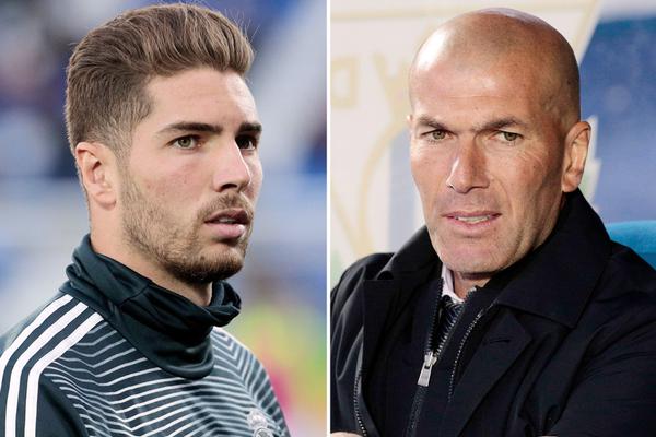 [流言板]離譜！最后20秒科利爾先8秒違例，隨后克拉克斯頓扣空籃不中