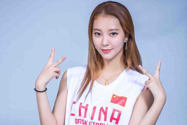 三國謀定天下新劇本南郡烽起已經(jīng)開啟一段時間了，全新武將加入戰(zhàn)局，同時沙場點兵玩法里解鎖的陣營戰(zhàn)法，使得新賽季戰(zhàn)場中的陣容有了更多選擇，這里帶來新劇本戰(zhàn)場陣容推薦，大家來看看吧。三國謀定天下南郡烽起戰(zhàn)場
